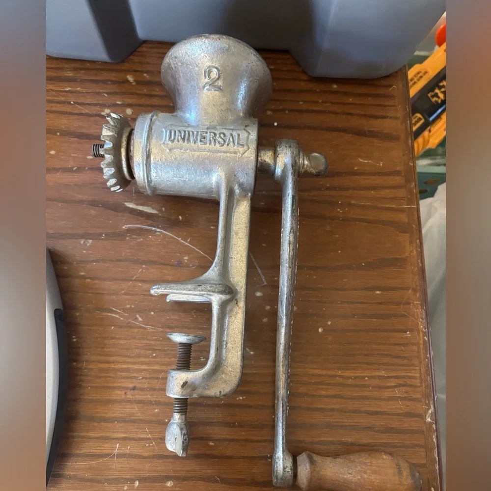Vintage Universal No. 2 food chopper/meat grinder and 2-in-1 garlic press